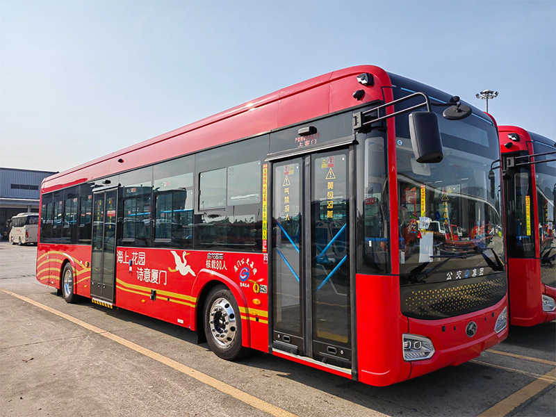 公交車(chē)儲氣筒